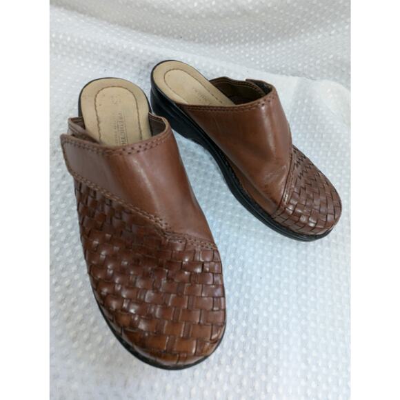 NWOT! PREDICTIONS! WOVEN NUTMEG BROWN GENUINE LEATHER ADJUSTABLE CLOGS! SZ 6.5 - Picture 2 of 10